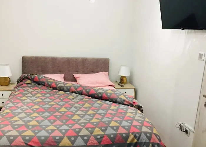 Apartmán Forumland Modern Cozy In Kalamaria 90sqm 2 Beds